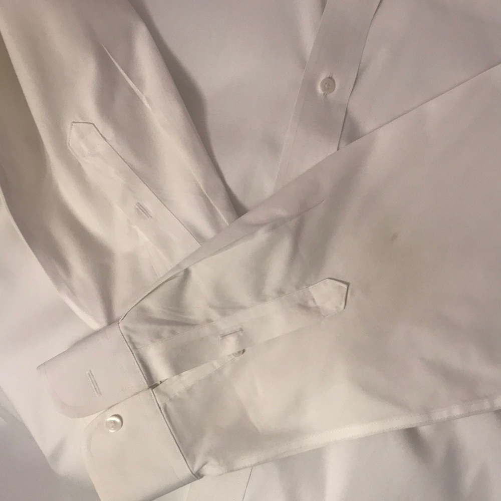 Roundtree and Yorke Gold Label Fitted Dress Shirt in White. - Picture 7 of 8